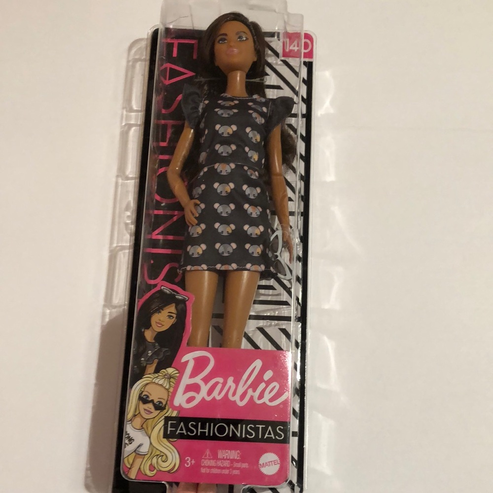 NRFB Barbie Fashionista Doll 2019, No. 140.
